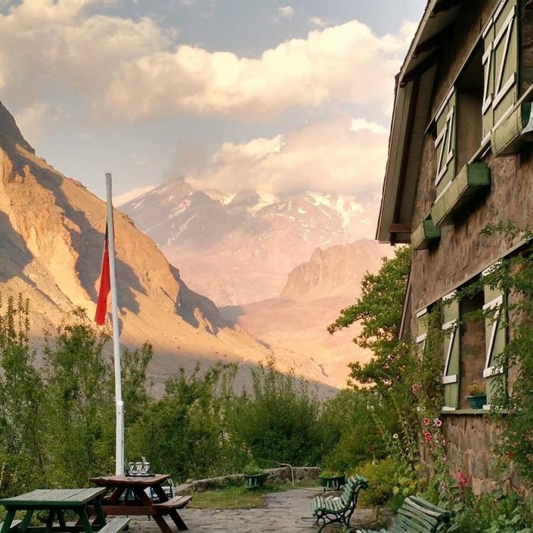 Fotografía 16 de Refugio Lo Valdes en Cajon del Maipo, Metropolitana